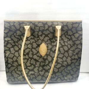 Yves Saint Laurent Leather Shoulder Bag